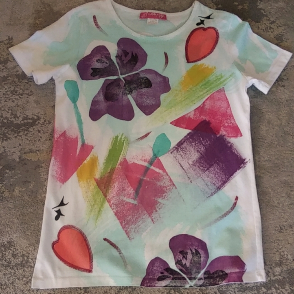 HOST PICK CRAZY FISH MEDIUM TEE SHIRT FROM HAWAII, VIBRANT FLORAL PATTERN, P-MED